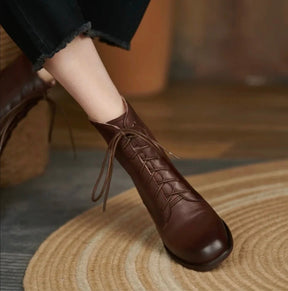 Bota Feminina Cano Curto com Zíper Brigitte